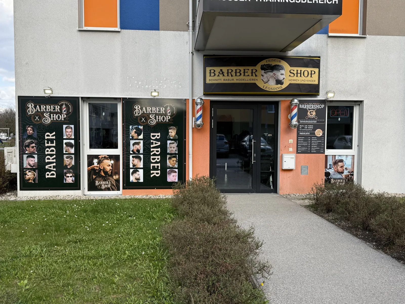 Eingangsbereich des Barber Shop Leonding